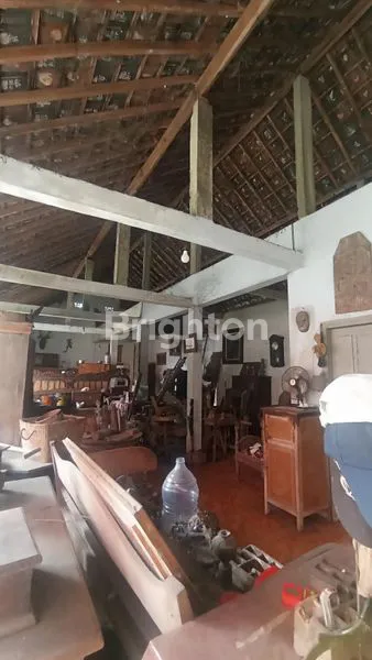 image DIJUAL RUMAH TUA 1.425 M² DI TENGAH KOTA KEDIRI (2)