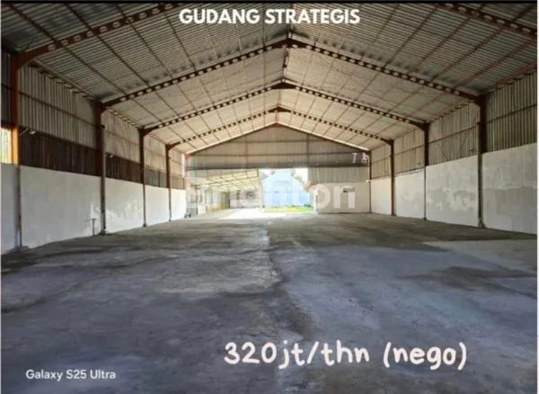 image GUDANG STRATEGIS DI PINGGIR JALAN UTAMA  DAERAH BANJARSARI SOLO (2)