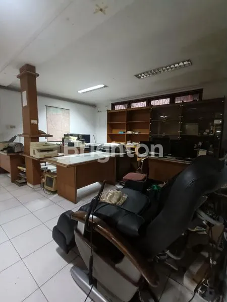 image RUMAH 2 LANTAI DI PINGGIR JALAN KEDOYA RAYA, COCOK UNTUK DIJADIKAN TEMPAT USAHA (5)