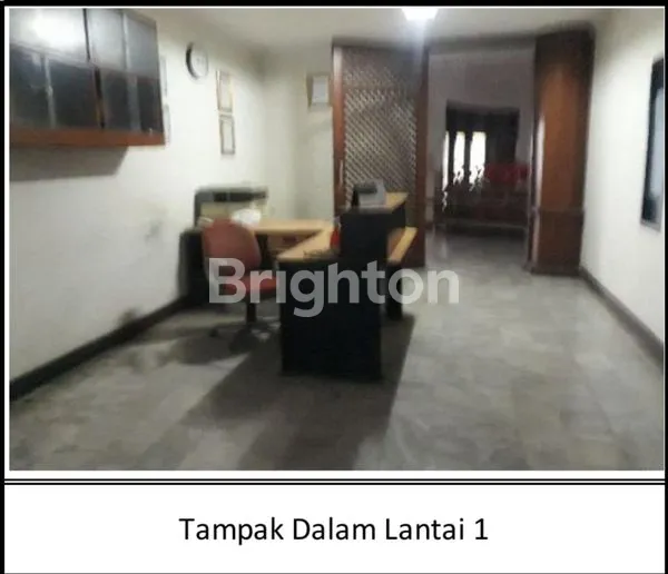 image RUMAH LUAS & MURAH DI JAKARTA SELATAN ROW 2 MOBIL LOKASI SANGAT STRATEGIS (7)