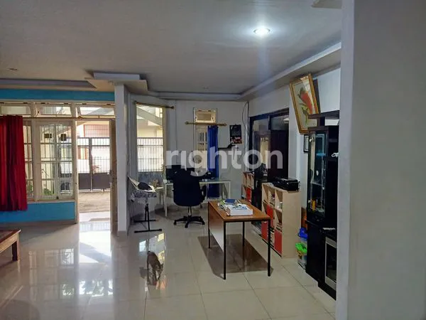 image HALIM - RUMAH KOST / USAHA 3 LANTAI – HALIM PERDANA KUSUMAH (6)