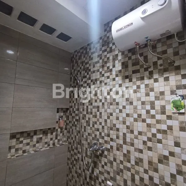 image RUMAH SEMI FURNISHED 1,5 LANTAI SIAP HUNI (4)