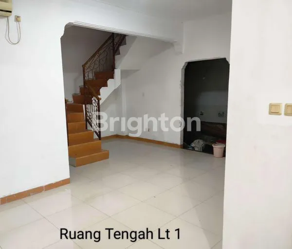 image RUMAH DUA LANTAI DISAWANGAN DEPOK (3)