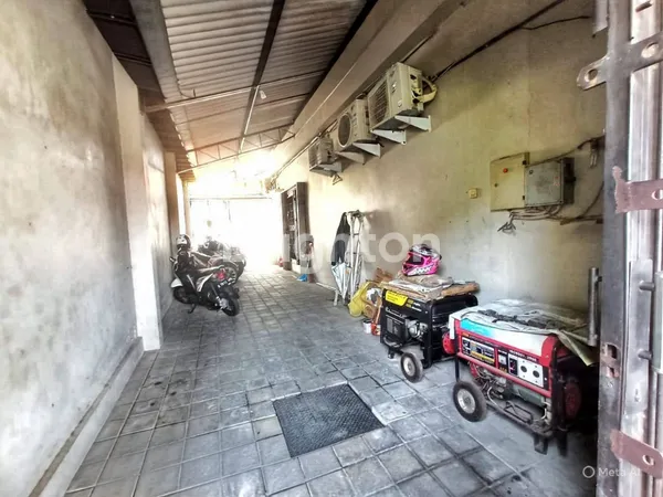 image DIJUAL SANGAT MURAH GEDUNG UNTUK KANTOR DI TENGAH KOTA SEMARANG (3)