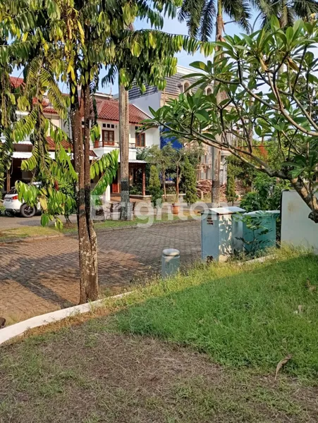 image DIJUAL TANAH DALAM PERUMAHAN DALAM NUANSA BALI DI CIRENDEU (2)