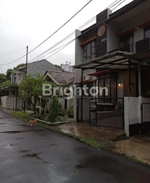 image RUMAH DI GRIYA LOKA BSD, TANGERANG SELATAN (2)