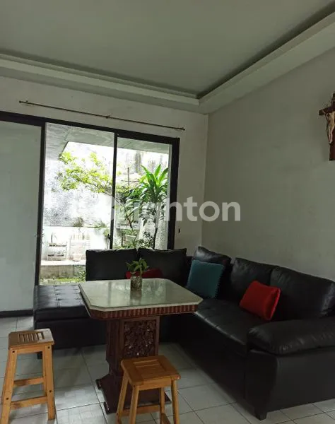 image RUMAH DI GRIYA LOKA BSD, TANGERANG SELATAN (4)