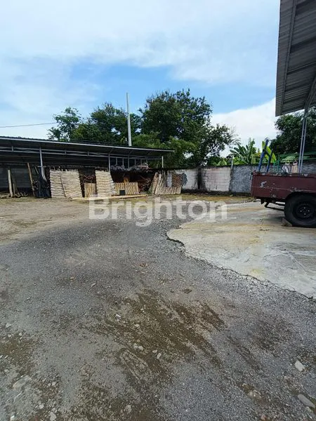 image RUMAH DAN TOKO COCOK UNTUK HUNIAN DAN USAHADI PLAMONGAN SARI SEMARANG (2)