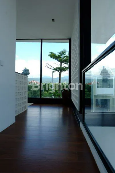 image VILLA LUAS SIAP HUNI VIEW GUNUNG DAN KOTA BATU (8)