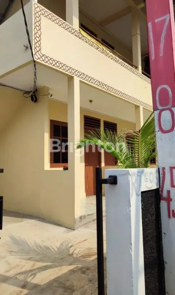 image RUMAH KONTRAKAN 12 PINTU (4)