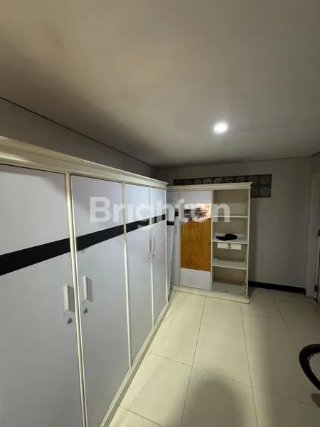 image SEWA RUMAH MEWAH 4 KAMAR DI JL. ADAM MALIK (3)