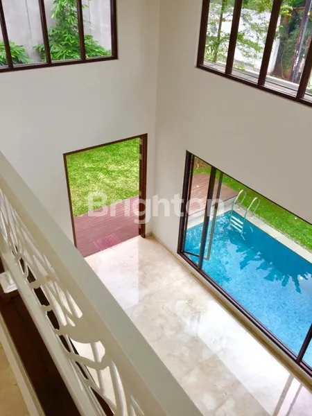 image HUNIAN MEWAH JARANG ADA DEGAN PRIVATE POOL • 389/450 M² • SHM • NEGO SAMPAI DEAL (2)