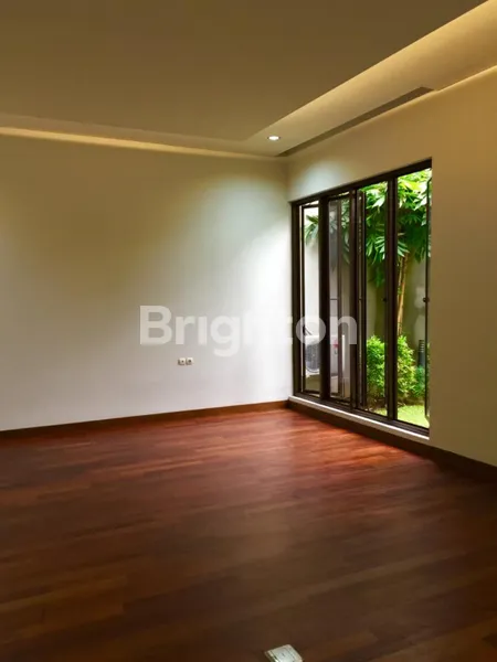 image HUNIAN MEWAH JARANG ADA DEGAN PRIVATE POOL • 389/450 M² • SHM • NEGO SAMPAI DEAL (3)