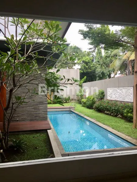 image HUNIAN MEWAH JARANG ADA DEGAN PRIVATE POOL • 389/450 M² • SHM • NEGO SAMPAI DEAL (5)