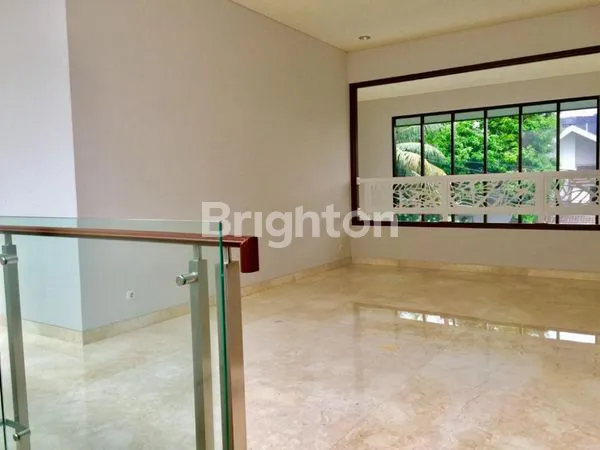 image HUNIAN MEWAH JARANG ADA DEGAN PRIVATE POOL • 389/450 M² • SHM • NEGO SAMPAI DEAL (6)