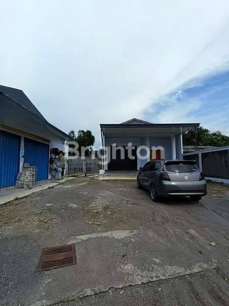 image RUMAH DAN TOKO COCOK UNTUK HUNIAN DAN USAHADI PLAMONGAN SARI SEMARANG (1)