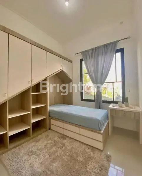 image RUMAH HOOK MEWAH SKANDINAVIA – FULL FURNISH, DEPAN TAMAN, SEVILLA CLUSTER ARIFIN AHMAD (1)