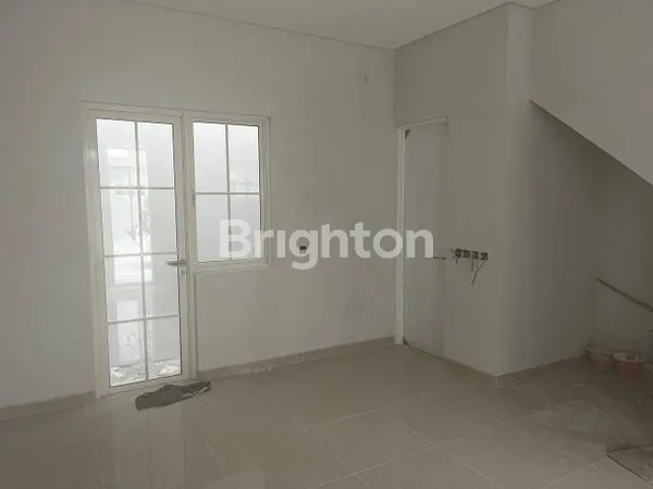 image SEWA KONTRAK RUMAH 2LANTAI WISATA BUKIT MAS CLUSTER PADDINGTON WIYUNG SURABAYA BARAT (7)