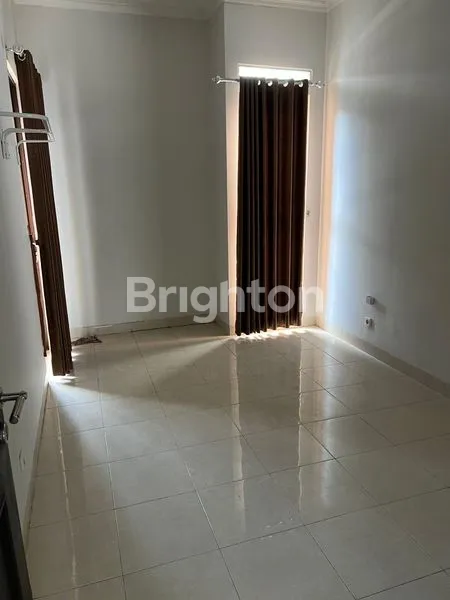 image RUMAH 2 LT BARU SAJA RENOVASI DI CLUSTER GADING SERPONG TANGERANG (3)