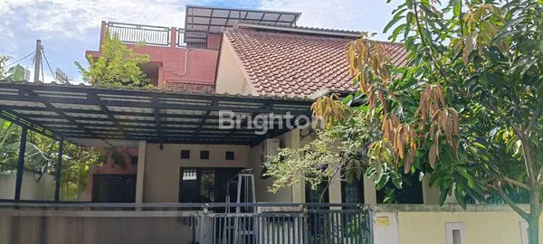 image RUMAH CANTIK 2 1/2 LANTAI DI KUNCIRAN TANGERANG (2)