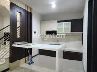 Pantai mentari pak julius 7