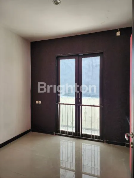 image MURAH!! RUMAH PANTAI MENTARI 2 LANTAI 6X17 MINIMALIS ROW 3 MOBIL DEKAT GATE SECURITY KOSONGAN SIAP PAKAI (5)