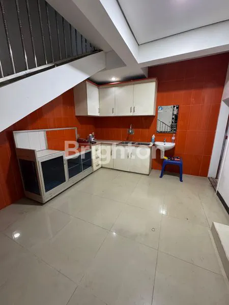 image SEWA RUMAH MEWAH 4 KAMAR DI JL. ADAM MALIK (8)