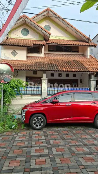 image RUMAH 2 LANTAI SELANGKAH KE TAMBAK REJO DEKAT KAPAS KRAMPUNG TAMBAKSARI RS SUWANDHI RAYA KENJERAN KAPASAN PASAR ATOM ITC MEGA GROSIR (1)