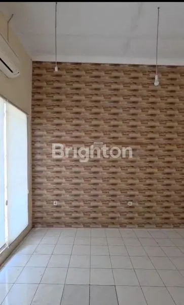 image KIOS SIAP USAHA, LOKASI STRATEGIS RUNGKUT MENANGGAL (4)