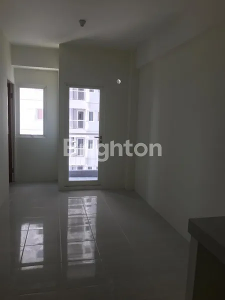 image PUNCAK DHARMAHUSADA 2BR VIEW POOL KOSONGAN ADA AC DAN GORDEN LOKASI STRATEGIS DEKAT GALAXY MALL MURAH (3)