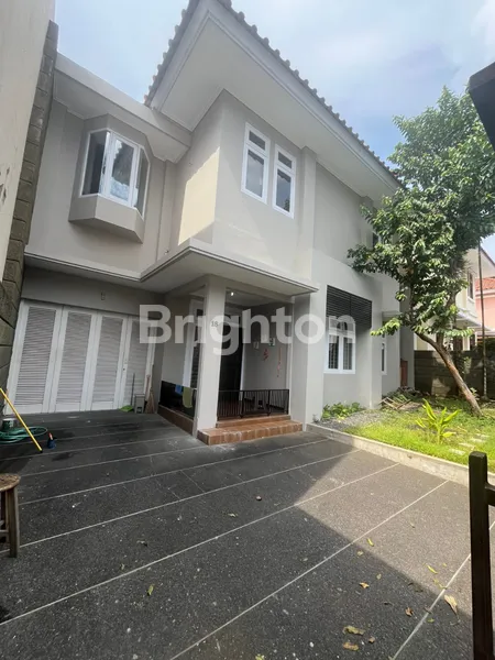 image VILLA BUKIT INDAH 4KT+1 HGB SELATAN LOKASI DEPAN DEKAT PAKUWON MALL (1)