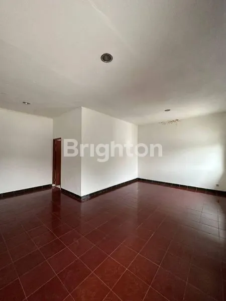 image RUMAH DIPUSAT KOTA MENTENG JAKARTA PUSAT (8)