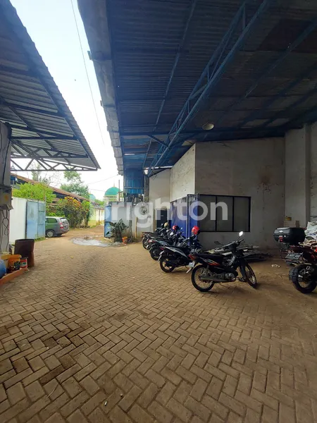 image GUDANG KOLONEL SOEGIONO MALANG (2)