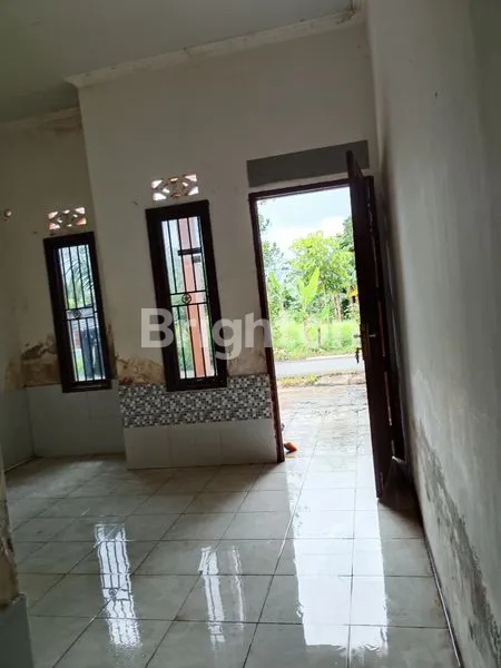 image RUMAH DI JALAN PARIT PANGERAN (2)