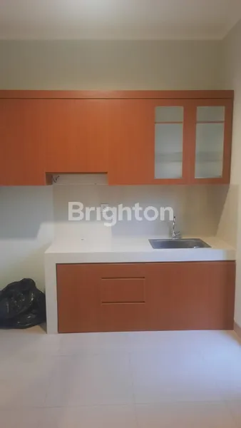 image RUMAH BARU SCG CLUSTER REGIA SUMMARECON CROWN GADING SEMI FURNISHED (3)