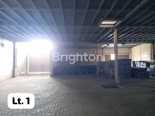 image DISEWAKAN GUDANG FULL BANGUNAN 1,5 LANTAI, AKSES JALAN PROPINSI, COCOK BUAT USAHA BENGKEL, JASA EXPEDISI, GUDANG DLL. (3)