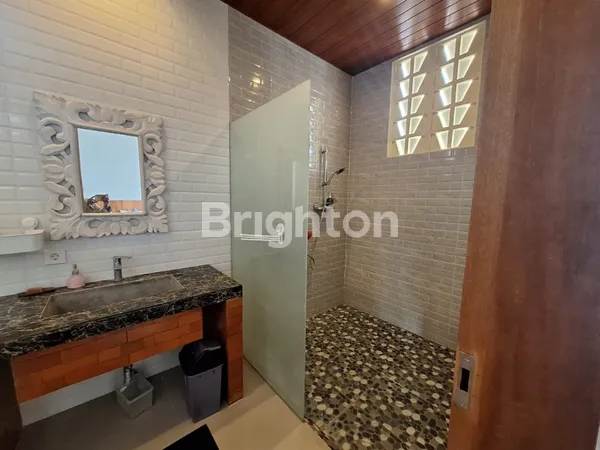image DISEWAKAN VILLA 2 KAMAR JL BABAKAN CANGGU (4)