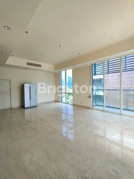 image EKSKLUSIF! PENTHOUSE SUDIRMAN 3KT KOLAM PRIBADI (2)
