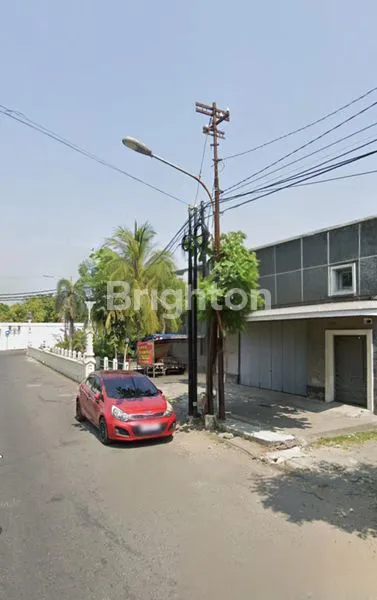 image RUANG USAHA  UTARA PRACIMATUIN MANGKUNEGARAN DEKAT PASAR LEGI (3)