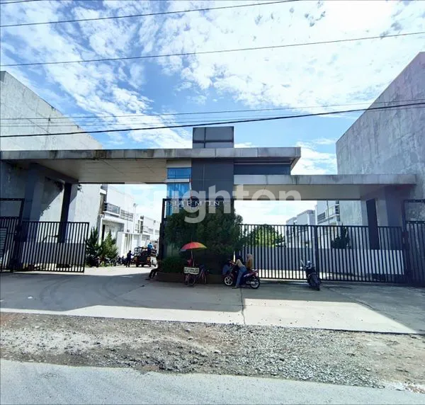 image DISEWAKAN GUDANG POSISI HOOK / SUDUT DI KOMPLEK PERGUDANGAN HARMONI JALAN BINTANG TERANG MEDAN BINJAI KM 13 ,5 M (2)