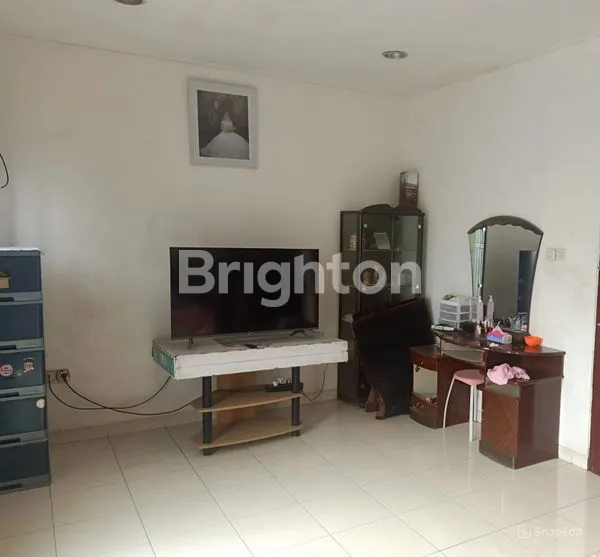 image RUMAH DALAM KOMPLEK 3 LT CIPINANG BARU RAWAMANGUN JAKARTA TIMUR STRATEGIS TIDAK BANJIR\\N (3)