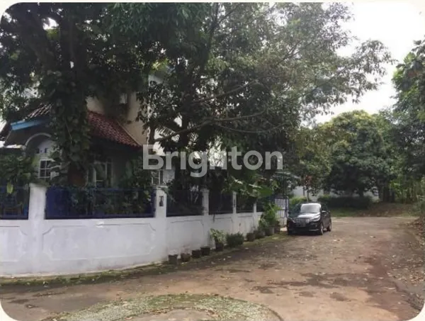 image RUMAH 2 LANTAI CANTIK DI JAKSEL — HOOK POSITION! LUAS, SIAP HUNI, LOKASI SUPER STRATEGIS DEKAT MRT & TOL! (6)