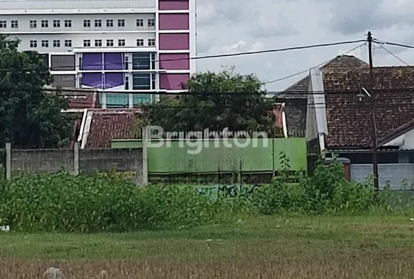 TANAH DI SOLO BARU DEKAT LAPANGAN PADEL