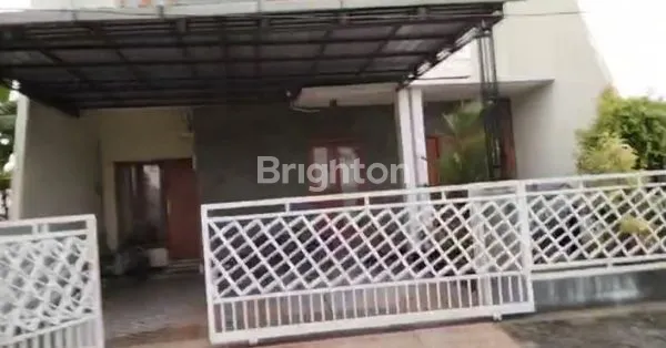 image RUMAH ESTETIK DI KAKI GUNUNG WILIS, ASRI DI PINGGIR JALAN ,4KAMAR (2)