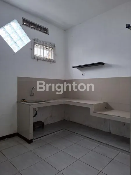 image RUMAH 2 KAMAR TIDUR MADIUN KOTA (5)