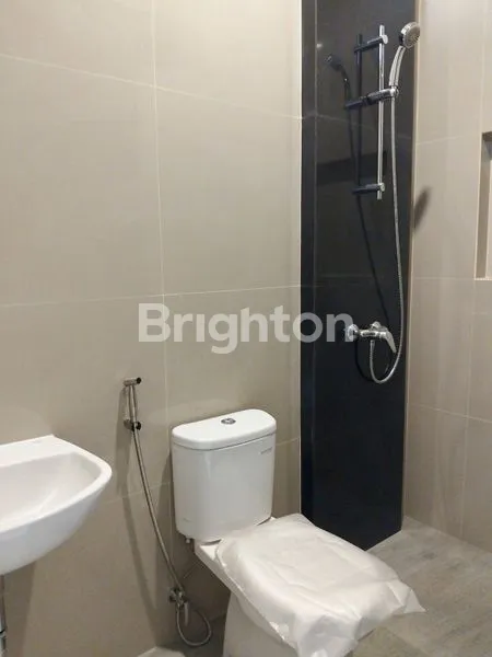 image RUMAH BARU SEMIFURNISH SIAP HUNI RUNGKUT MAPAN BARAT (5)