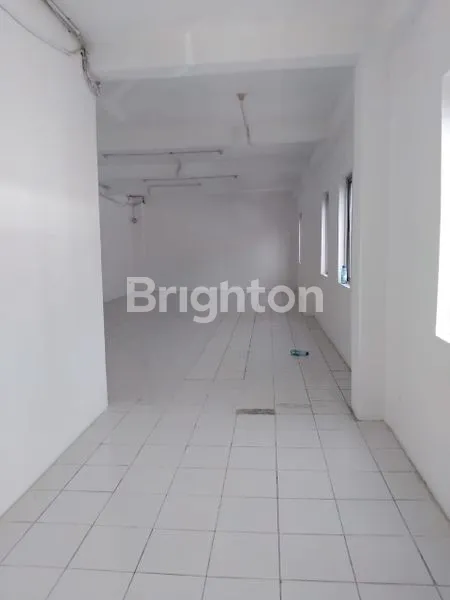 image GUDANG PIK, SENTRA INDUSTRI TERPADU, KOMPLEK PERGUDANGAN ELANG LAUT (7)