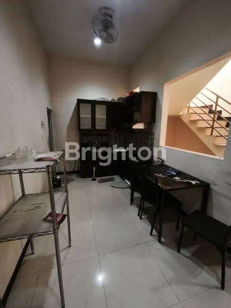 image RUMAH PINGGIR JALAN RAYA, DURI TOL, DURI KEPA, JAKARTA BARAT  (4)