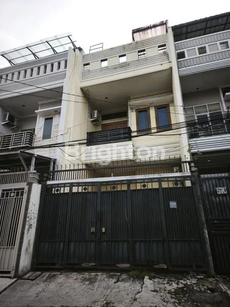 image RUMAH PINGGIR JALAN RAYA, DURI TOL, DURI KEPA, JAKARTA BARAT  (1)