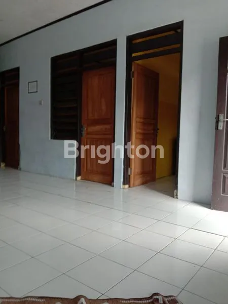 image KOS AKTIF + 3 KIOS DEKAT UNS SOLO (7)